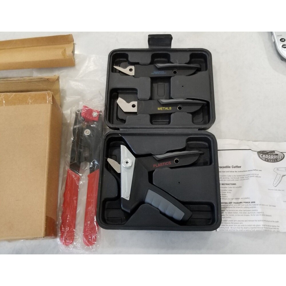 Crocodile Cutter Cuts Shapes Plastic & Metal new old stock open box